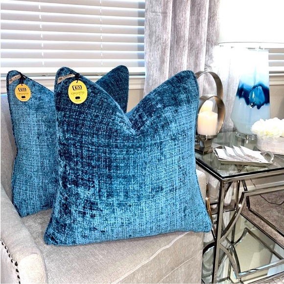 1- NWT CALLISTO HOME DECORATIVE THROW PILLOW (Read description for details) - Picture 8 of 10